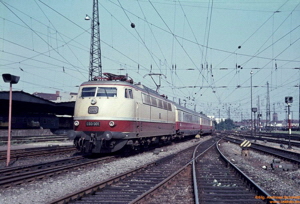 E 03 001 vor TEE Blauer Enzian 24.7.1966